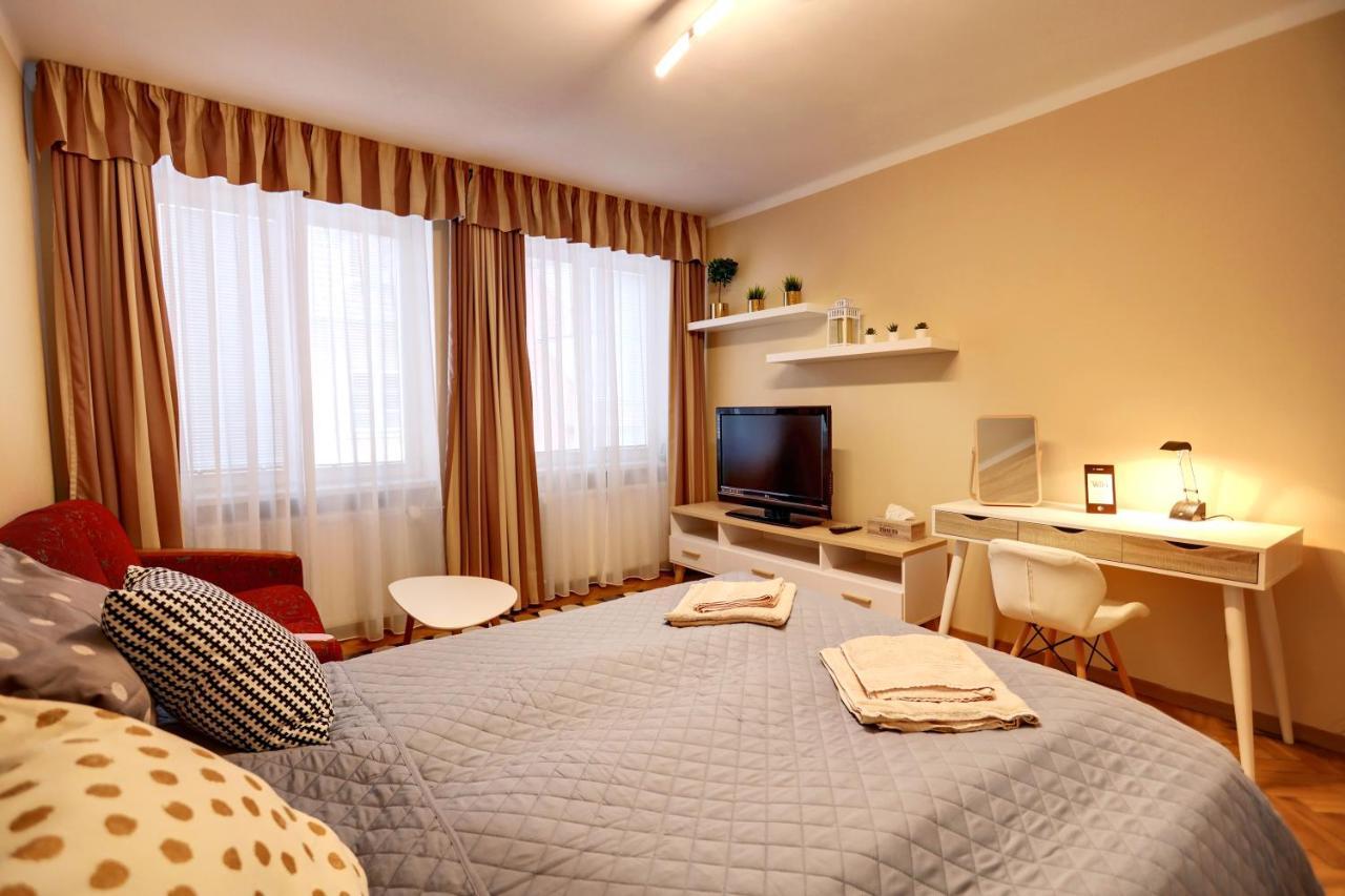 Old Town Apartment เคบ ภายนอก รูปภาพ